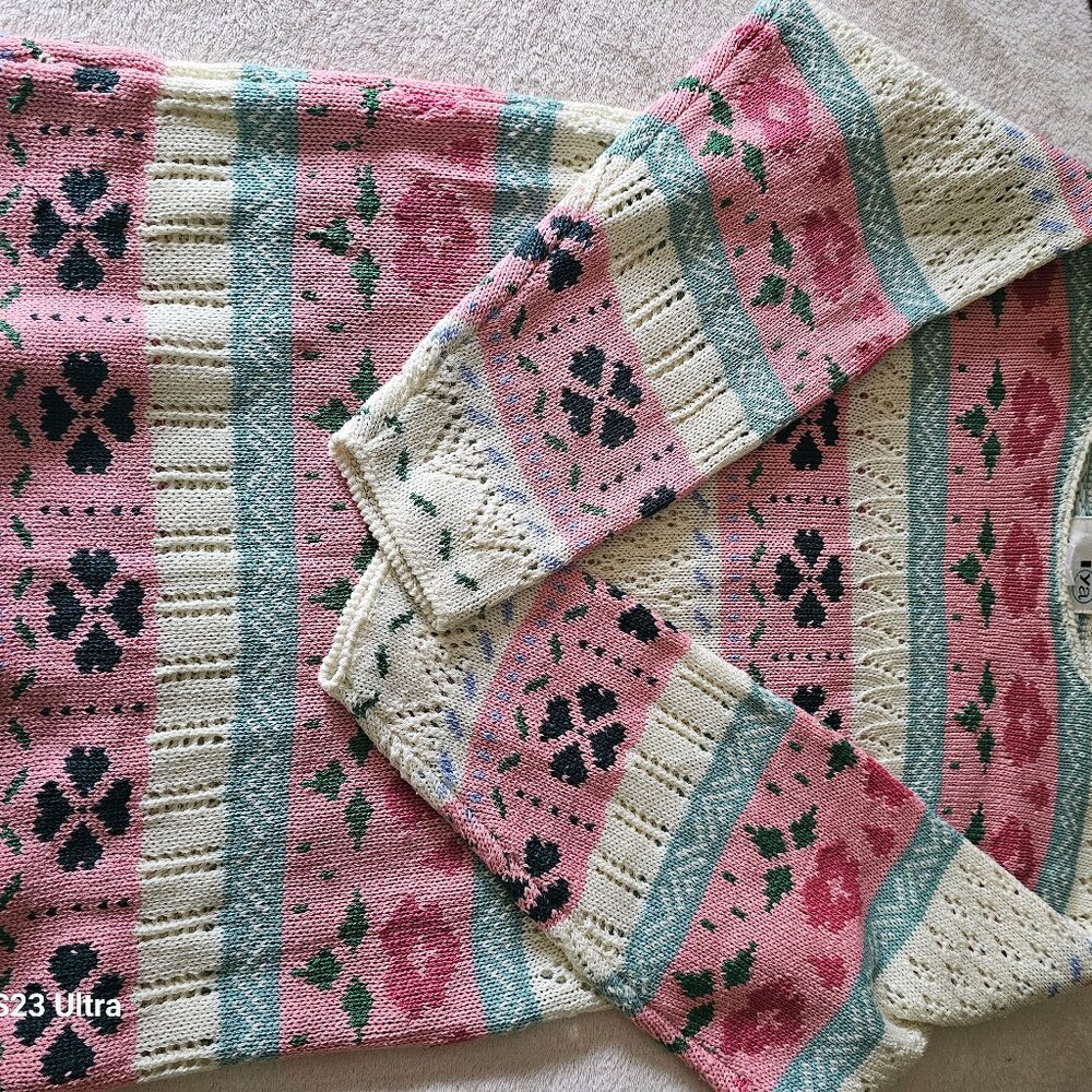 Knit sweater